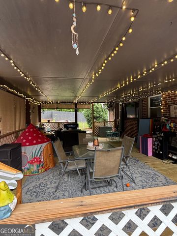 328 Henderson Mill Road, Covington, GA 30014