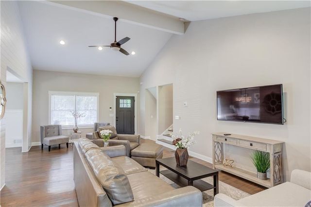 223 Fowler NE Circle, Marietta, GA 30060