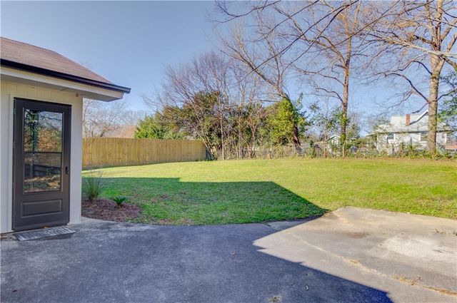 223 Fowler NE Circle, Marietta, GA 30060