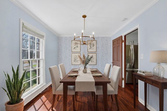 1882 Wellsbrook Dr, Fayetteville, TN 37334