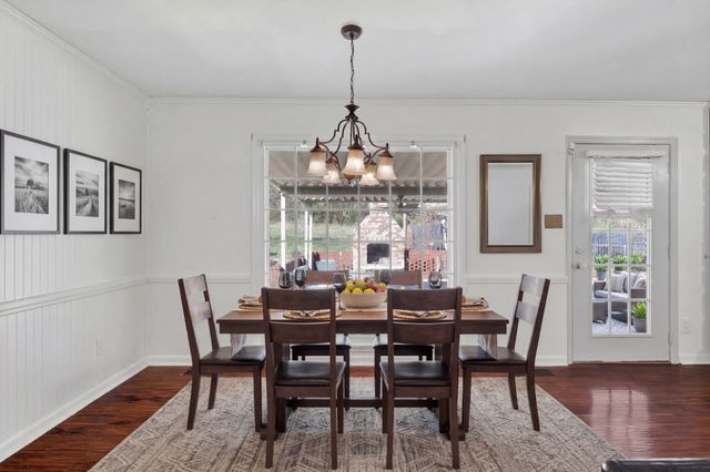 1882 Wellsbrook Dr, Fayetteville, TN 37334