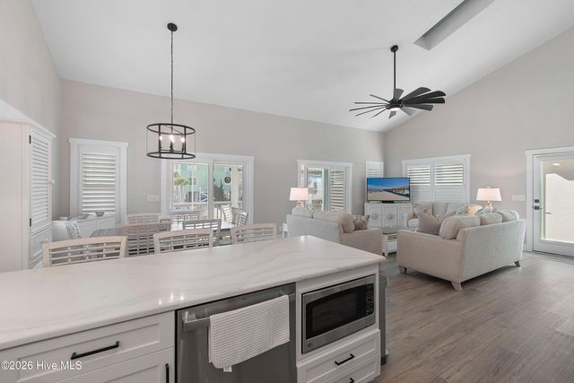 1707 E Main Street, Sunset Beach, NC 28468