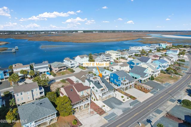 1707 E Main Street, Sunset Beach, NC 28468