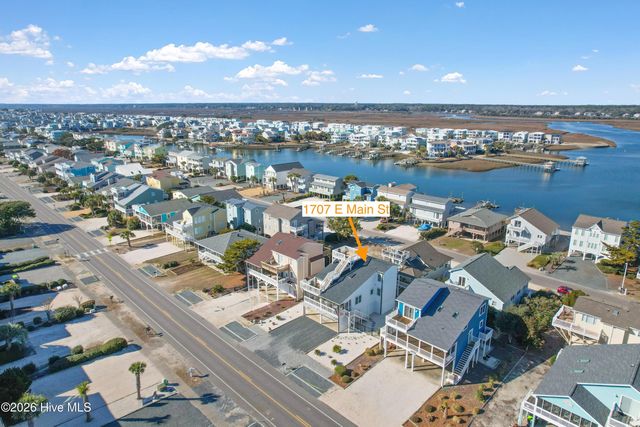 1707 E Main Street, Sunset Beach, NC 28468