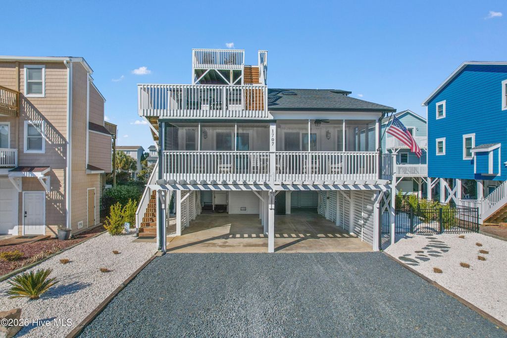 1707 E Main Street, Sunset Beach, NC 28468