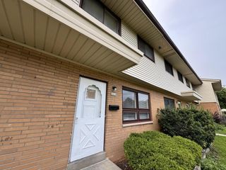 8426 W Villard AVENUE, Milwaukee, WI 53225