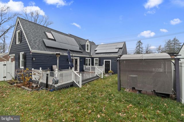 1 WEBSTER AVE, Cherry Hill, NJ 08002