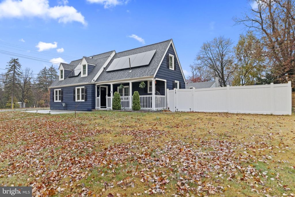 1 WEBSTER AVE, Cherry Hill, NJ 08002