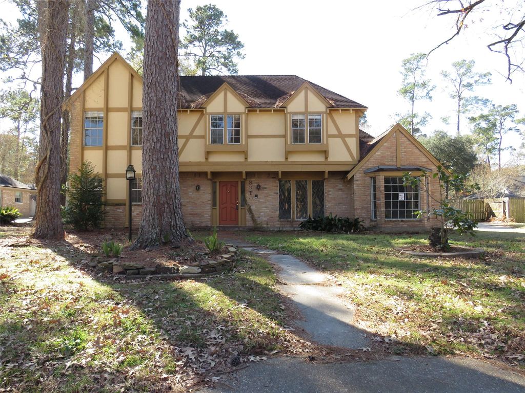 3310 Little Bear Drive, Houston, TX 77339