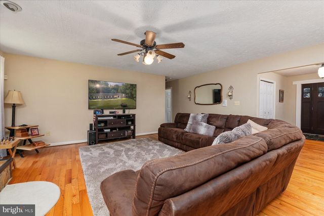 6420 MEADOWLARK DR, Dunkirk, MD 20754