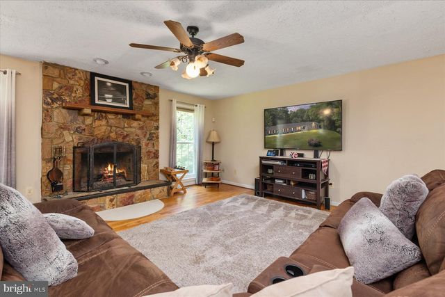 6420 MEADOWLARK DR, Dunkirk, MD 20754