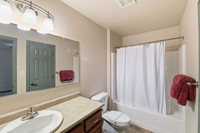 505 HIGHLAND, Oak Point, TX 75068