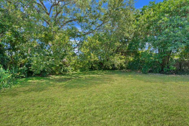 1261 NW 172nd Street, Miami Gardens, FL 33169
