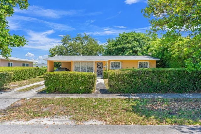 1261 NW 172nd Street, Miami Gardens, FL 33169