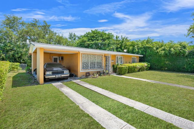 1261 NW 172nd Street, Miami Gardens, FL 33169