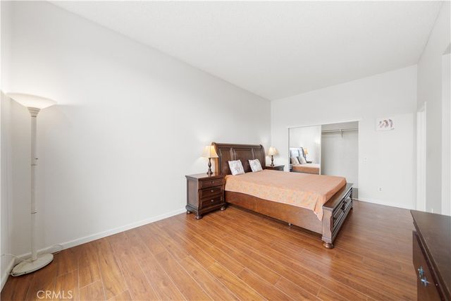 18 Town And Country, Pomona, CA 91766