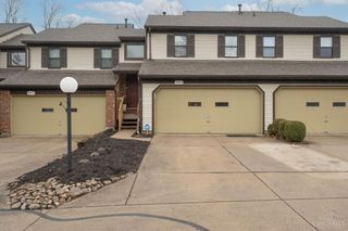 287 Bedford Glen Lane, Springdale, OH 45246