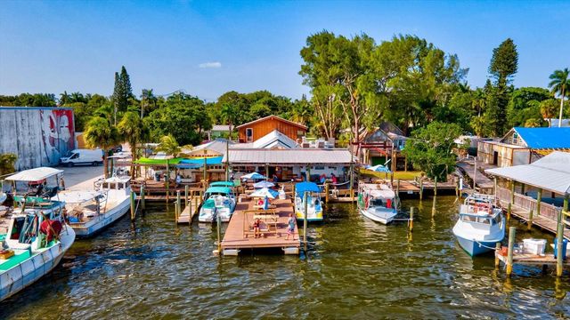 13905 WOODBRIDGE TERRACE, Bradenton, FL 34211