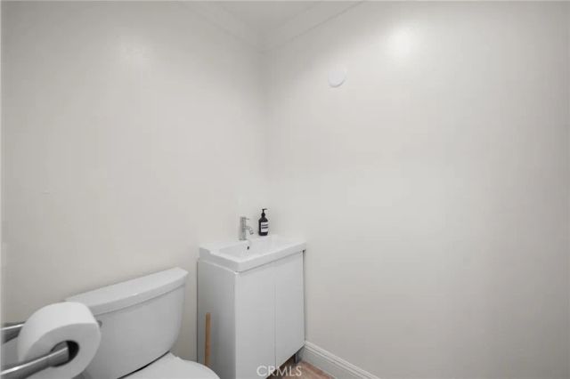 1155 Rosecrans, Fullerton, CA 92833