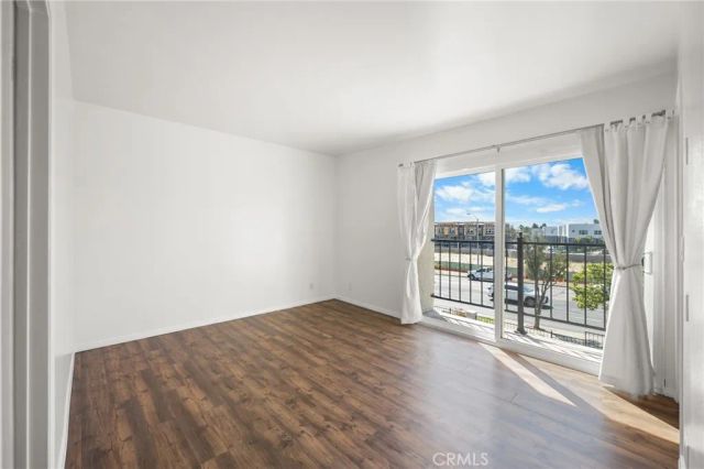 1155 Rosecrans, Fullerton, CA 92833