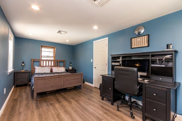 16 Edgewood Drive, East Falmouth, MA 02536