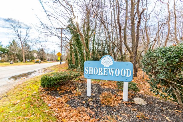 16 Edgewood Drive, East Falmouth, MA 02536