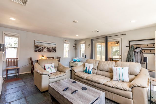 16 Edgewood Drive, East Falmouth, MA 02536
