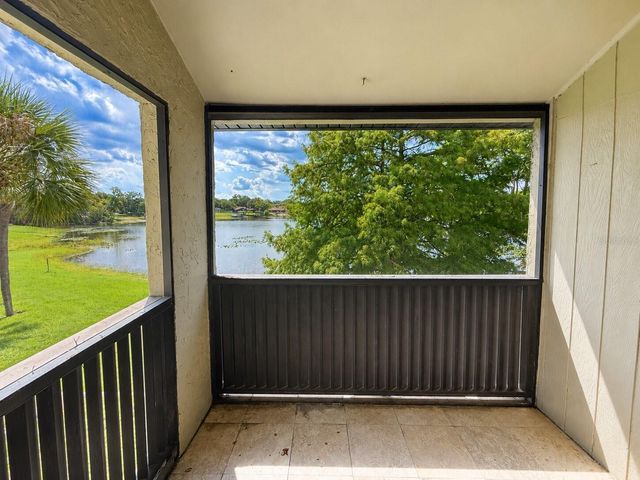 914 LAKE DESTINY ROAD F, Altamonte Springs, FL 32714