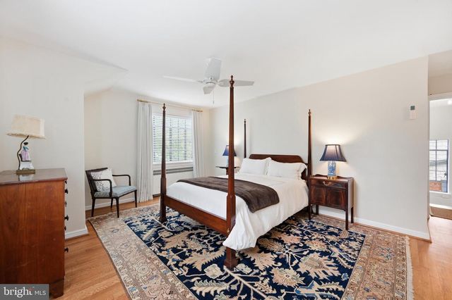 3721 MASSACHUSETTS AVE NW, Washington, DC 20016
