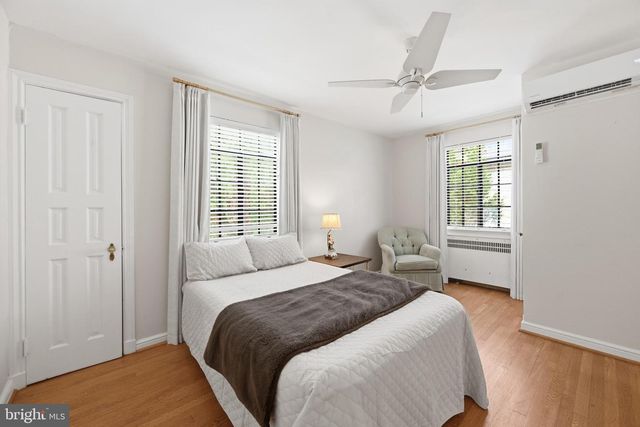 3721 MASSACHUSETTS AVE NW, Washington, DC 20016