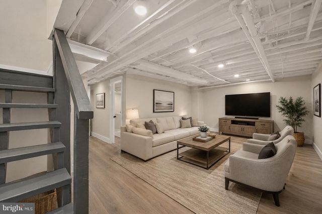 3721 MASSACHUSETTS AVE NW, Washington, DC 20016