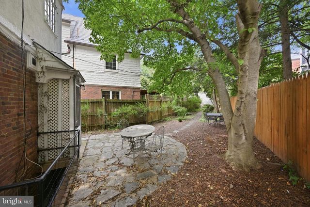 3721 MASSACHUSETTS AVE NW, Washington, DC 20016