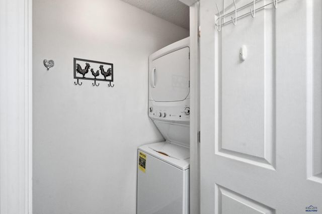 3600 SHERIDAN LAKE RD, Rapid City, SD 57702
