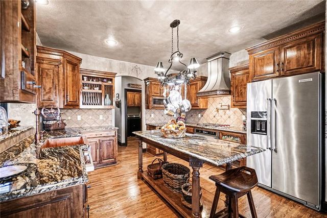 10009 N Euclid Avenue, Kansas City, MO 64155