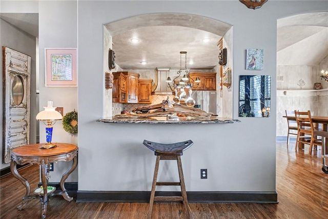 10009 N Euclid Avenue, Kansas City, MO 64155