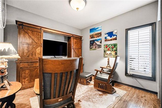 10009 N Euclid Avenue, Kansas City, MO 64155