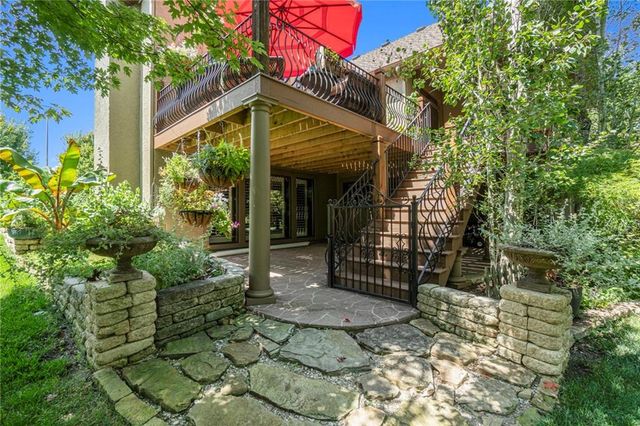 10009 N Euclid Avenue, Kansas City, MO 64155