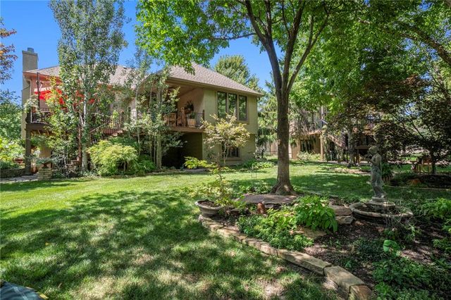 10009 N Euclid Avenue, Kansas City, MO 64155