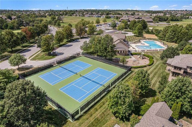 10009 N Euclid Avenue, Kansas City, MO 64155