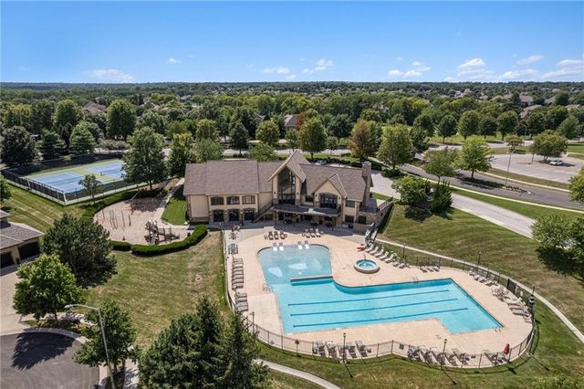 10009 N Euclid Avenue, Kansas City, MO 64155