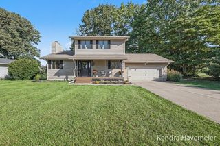 6785 Gran Via Drive NE, Rockford, MI 49341