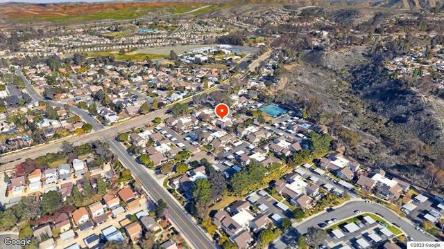 10889 Lamentin Court, San Diego, CA 92124