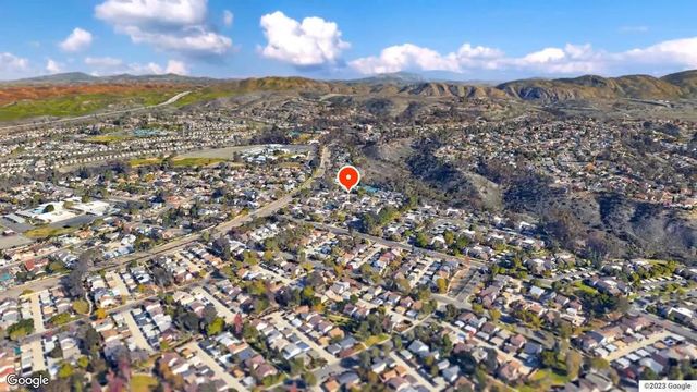 10889 Lamentin Court, San Diego, CA 92124