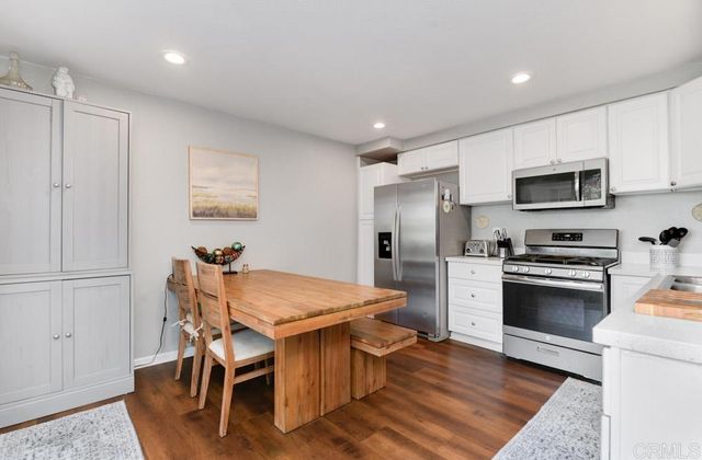 10889 Lamentin Court, San Diego, CA 92124