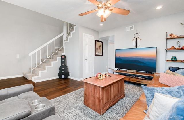 10889 Lamentin Court, San Diego, CA 92124