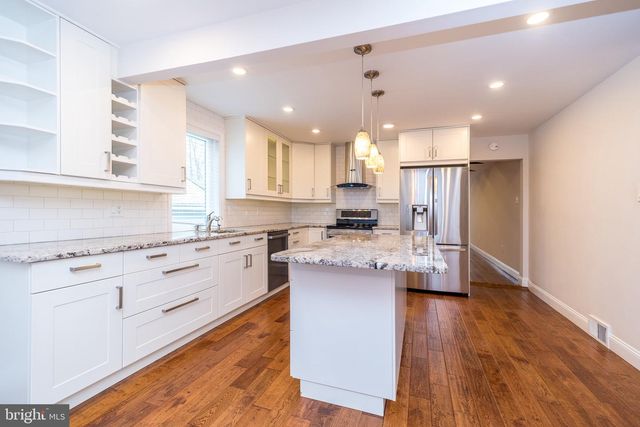1630 BONNIE BRAE DR, Huntingdon Valley, PA 19006