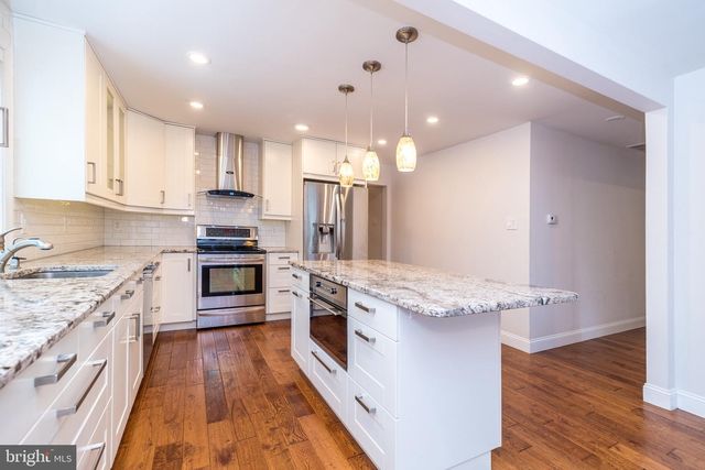 1630 BONNIE BRAE DR, Huntingdon Valley, PA 19006