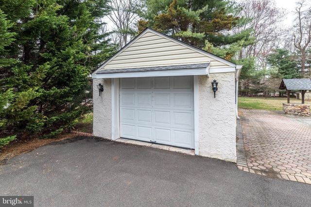 1630 BONNIE BRAE DR, Huntingdon Valley, PA 19006