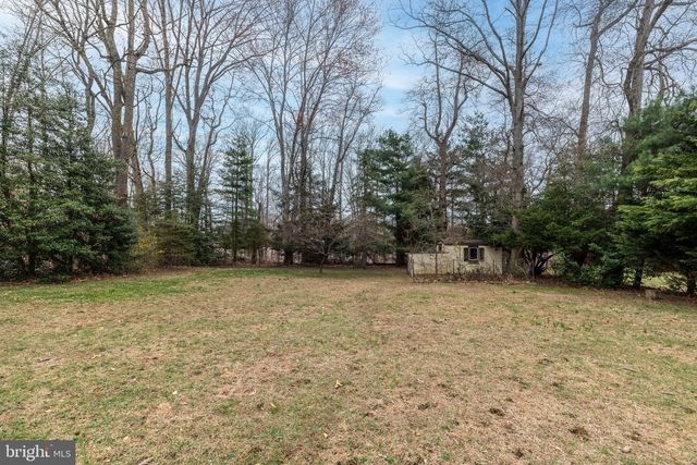 1630 BONNIE BRAE DR, Huntingdon Valley, PA 19006