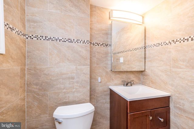 1630 BONNIE BRAE DR, Huntingdon Valley, PA 19006